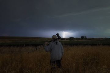 Capturing Lightning with the Epoch Tripod