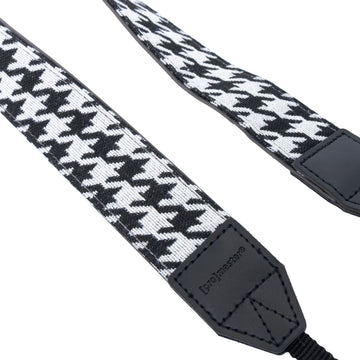 Tapestry Strap QR - Houndstooth